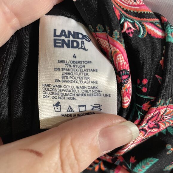 NWT Lands’ End Swim Skirt Size 4 Paisley Print Black Pink Floral Lycra Xtra Life - Picture 10 of 10